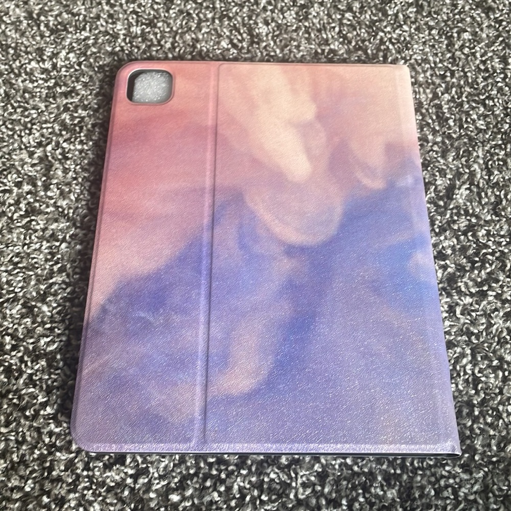 iPad 11 case, NWT